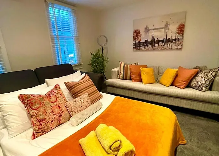 1 Bedroom Flat In Knightsbridge