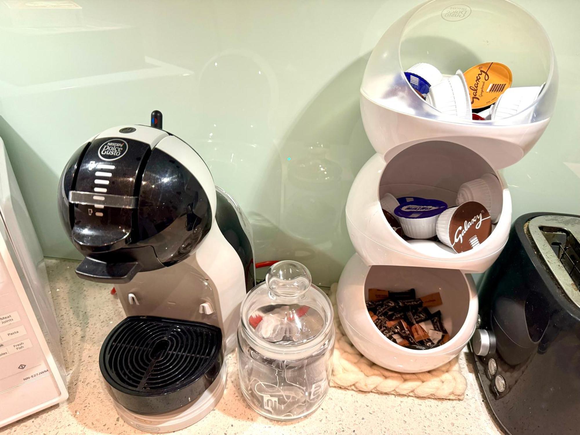 Appartamento 1 Bedroom Flat In Knightsbridge Londra