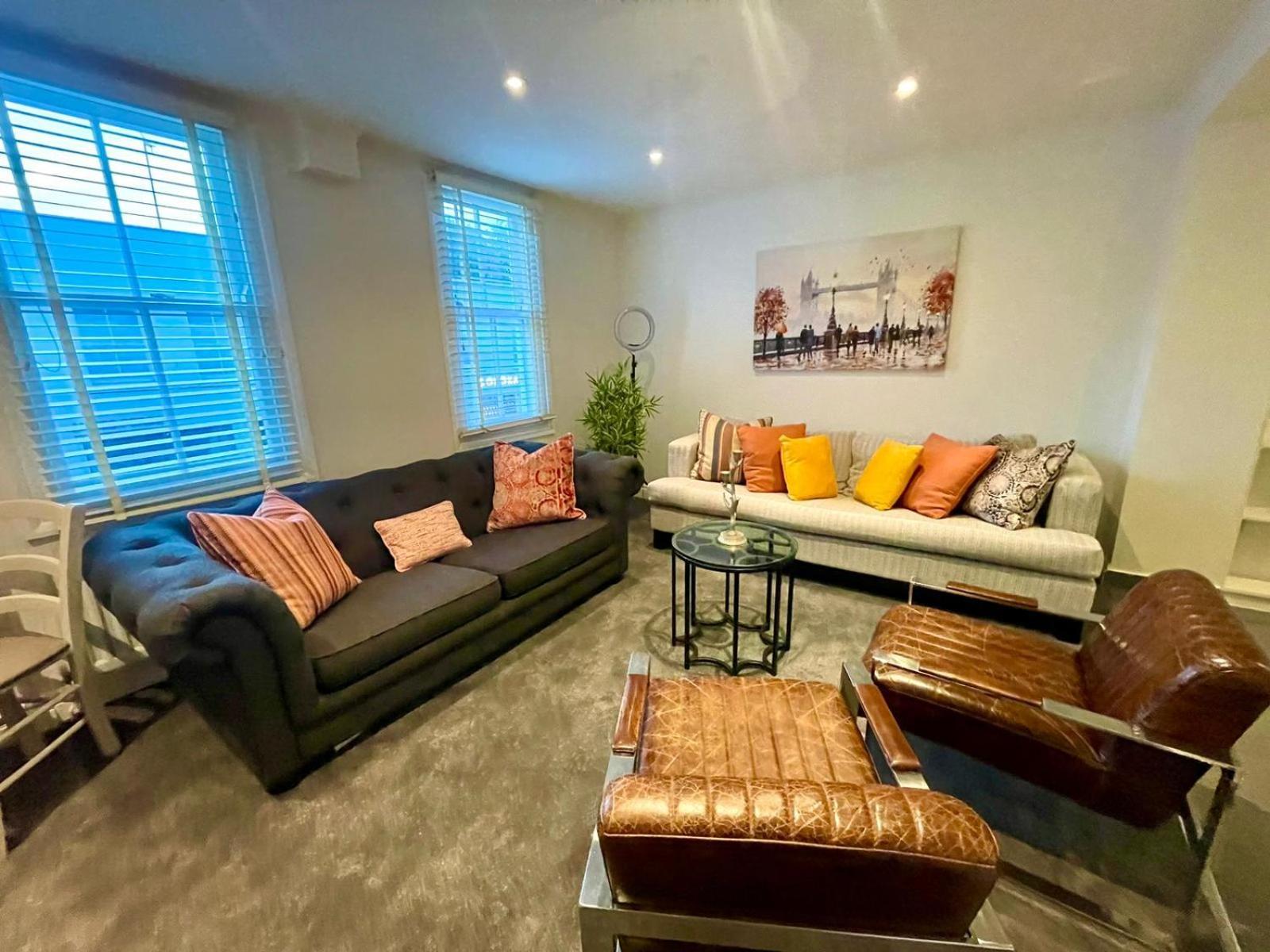 1 Bedroom Flat In Knightsbridge