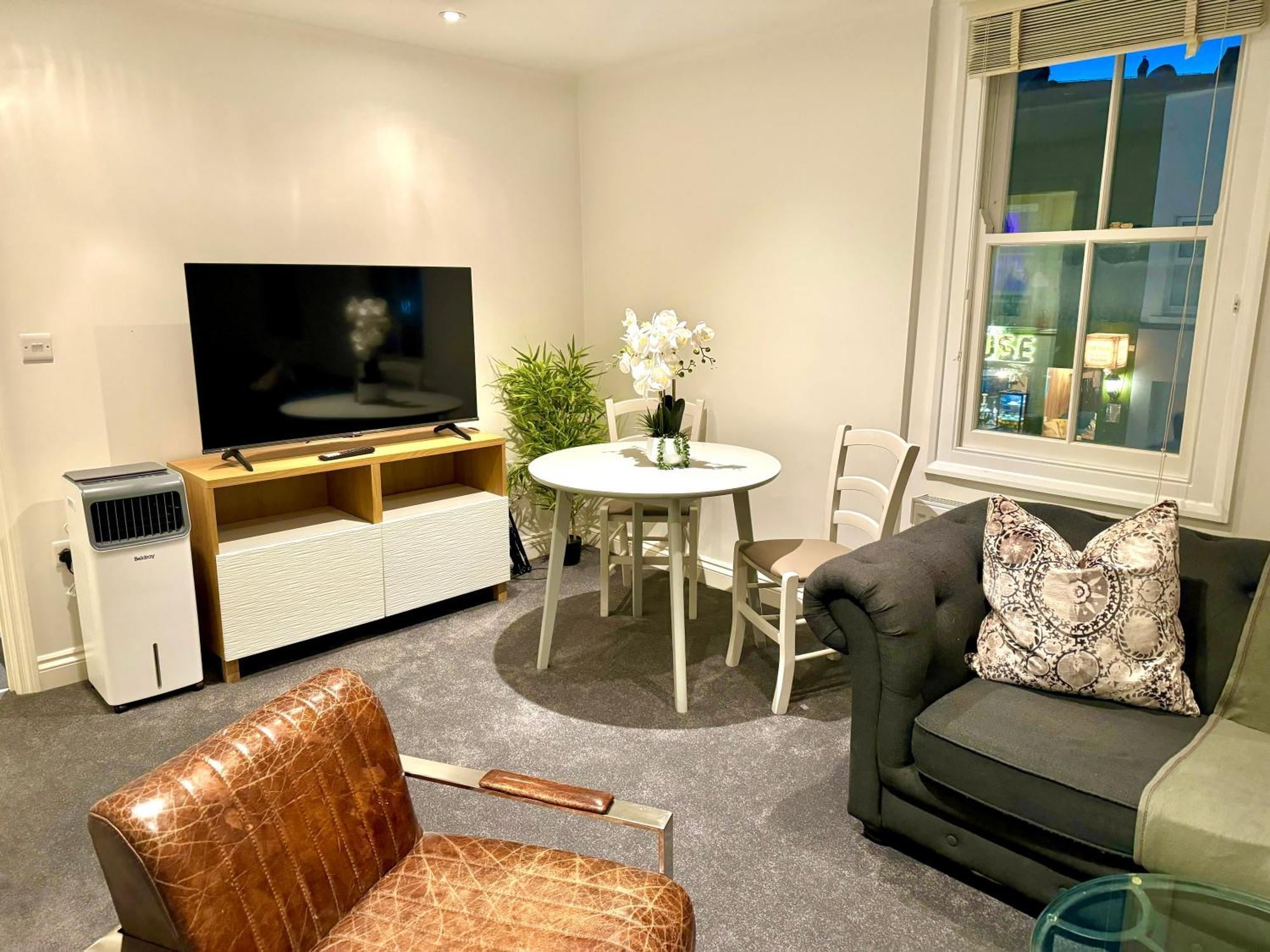 Appartamento 1 Bedroom Flat In Knightsbridge